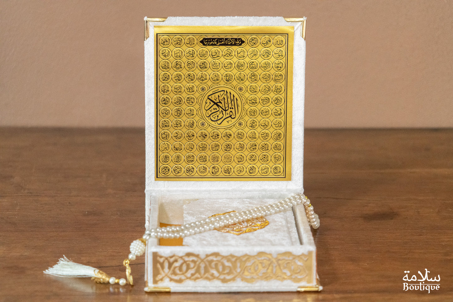 PETIT COFFRET CORAN ET CHAPELET BLANC CASSÉ