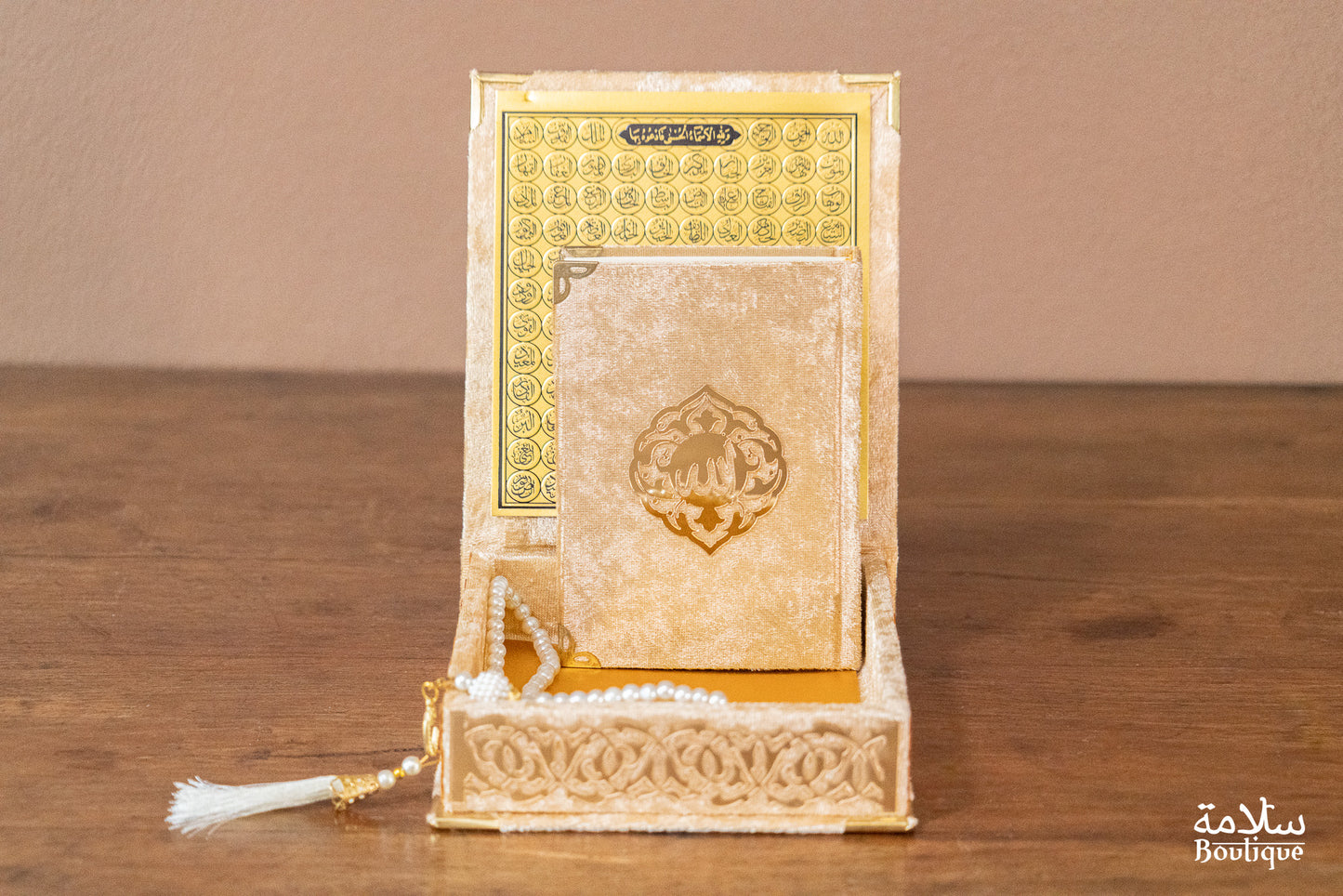 PETIT COFFRET CORAN ET CHAPELET DOREE