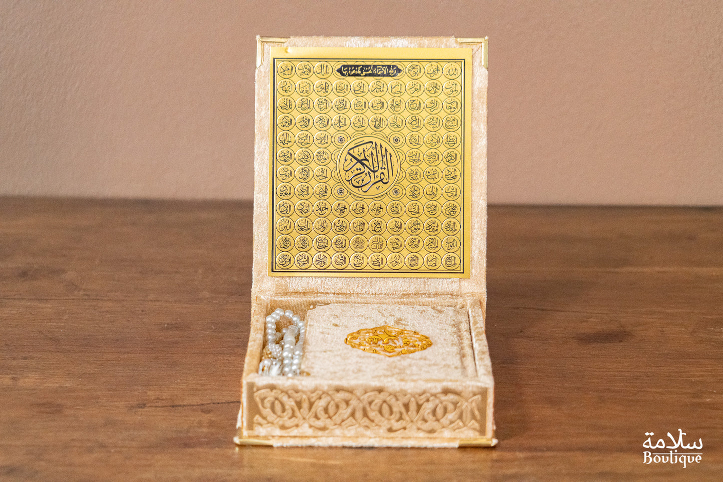 PETIT COFFRET CORAN ET CHAPELET DOREE